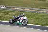 cadwell-no-limits-trackday;cadwell-park;cadwell-park-photographs;cadwell-trackday-photographs;enduro-digital-images;event-digital-images;eventdigitalimages;navarra;no-limits-trackdays;peter-wileman-photography;racing-digital-images;trackday-digital-images;trackday-photos
